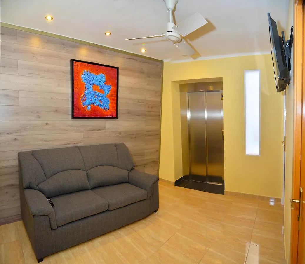 Hostal Julieta Lloret de Mar